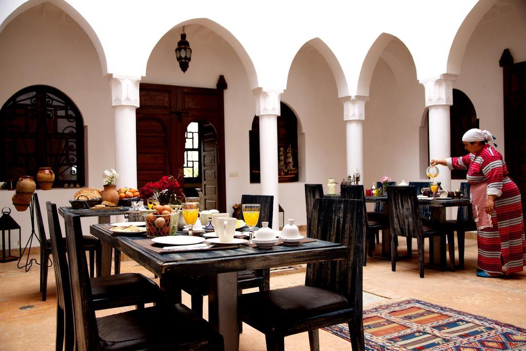 Riad Couleur Sable Sidi Abdallah Ghiat Exterior foto